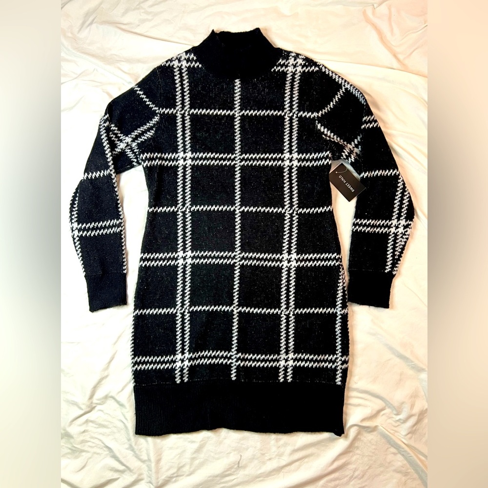 NWOT Sweet Halo Black/White Plaid Short Sweater Dress